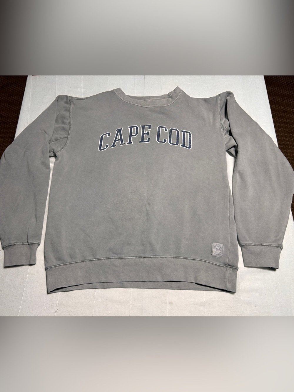 Cuffy’s Men’s Gray Cape Cod Sweatshirt